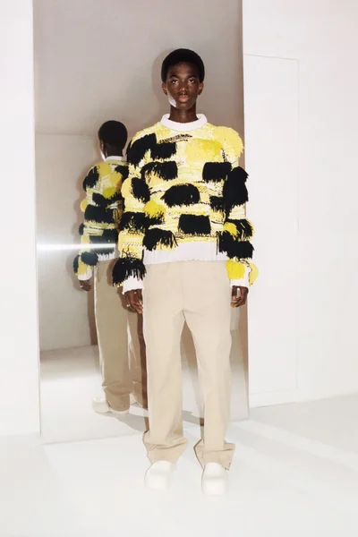 Look 37